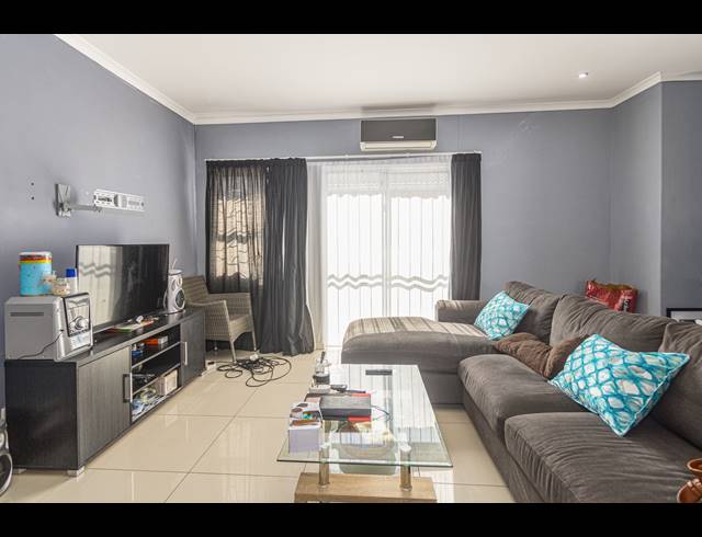 3 BEDROOM HOUSE FOR SALE IN PARKLANDS